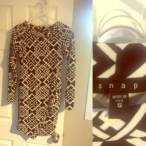 Black & White SNAP Asymmetrical Mini